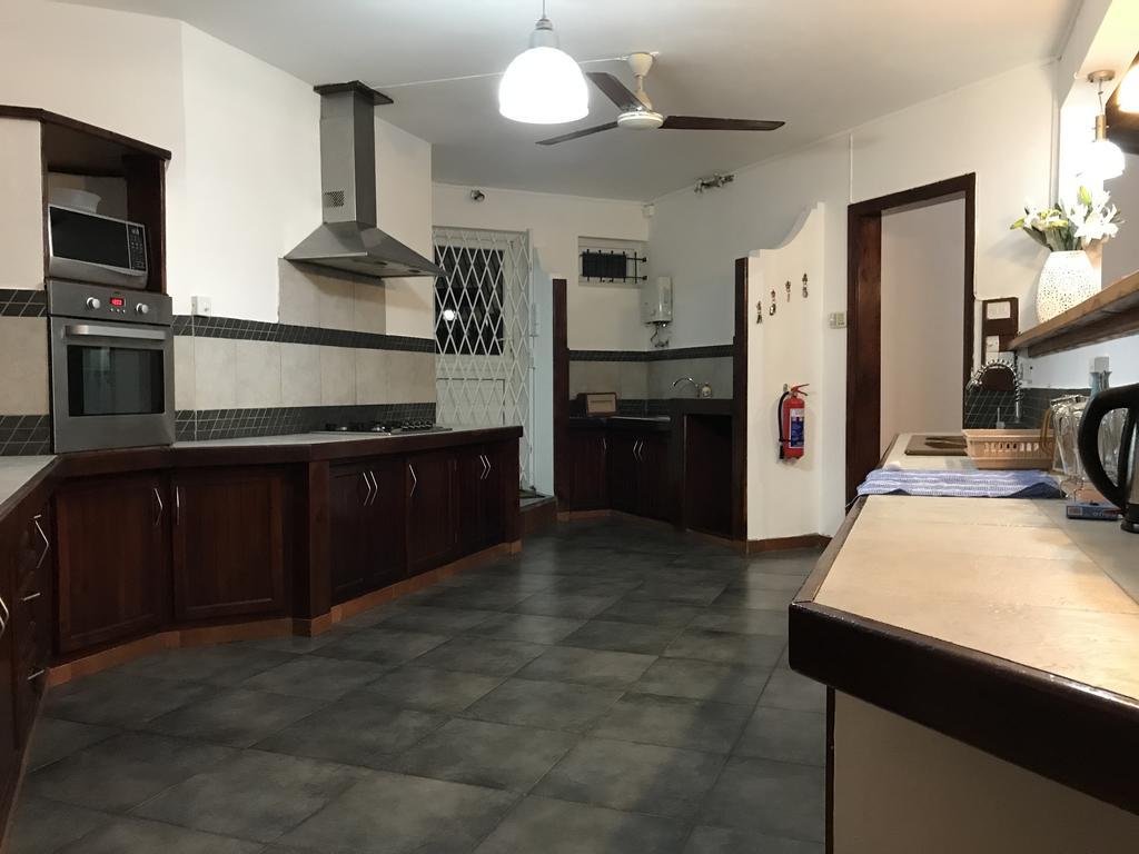 H&K Villa Блу Бей Екстериор снимка